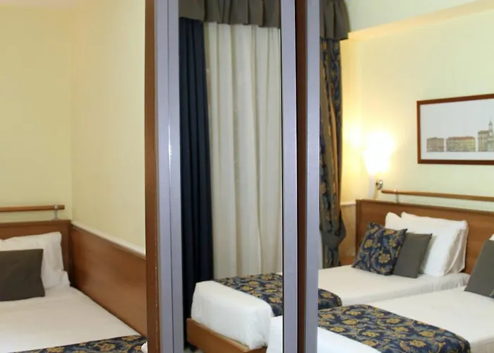 Windrose Hotel